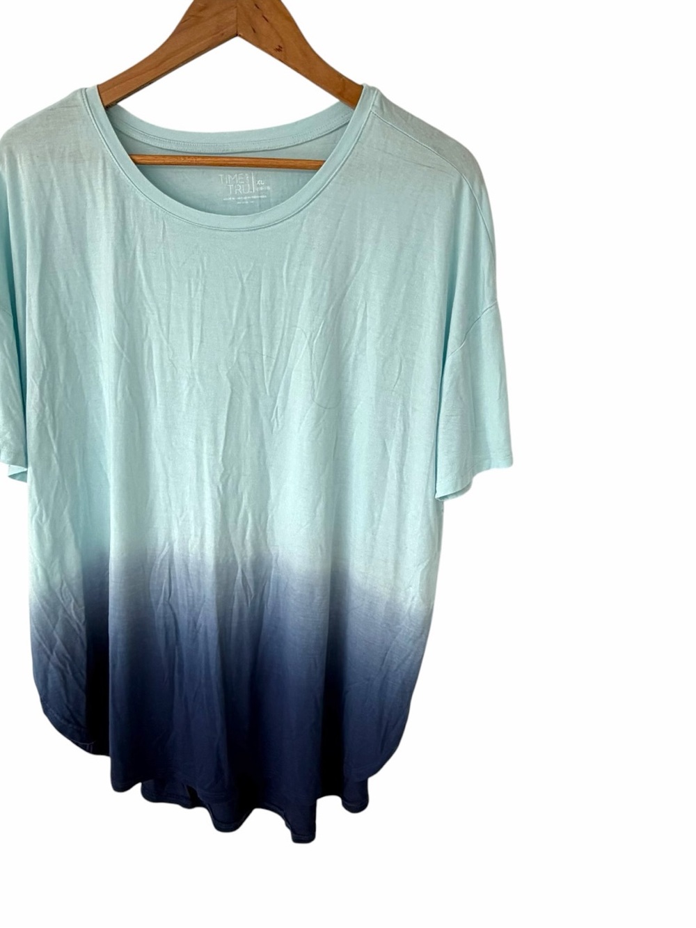 Time and Tru Ombre Blue Tee Shirt XL Short Sleeve Casual Womens Top